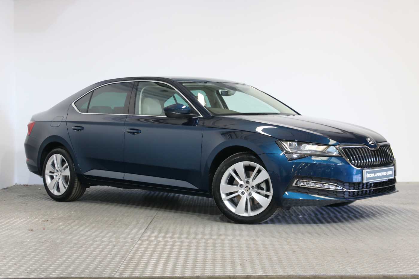 Find A Used Blue ŠKODA Superb Hatch SE L 2.0 TSI 190 PS DSG in Norwich ...