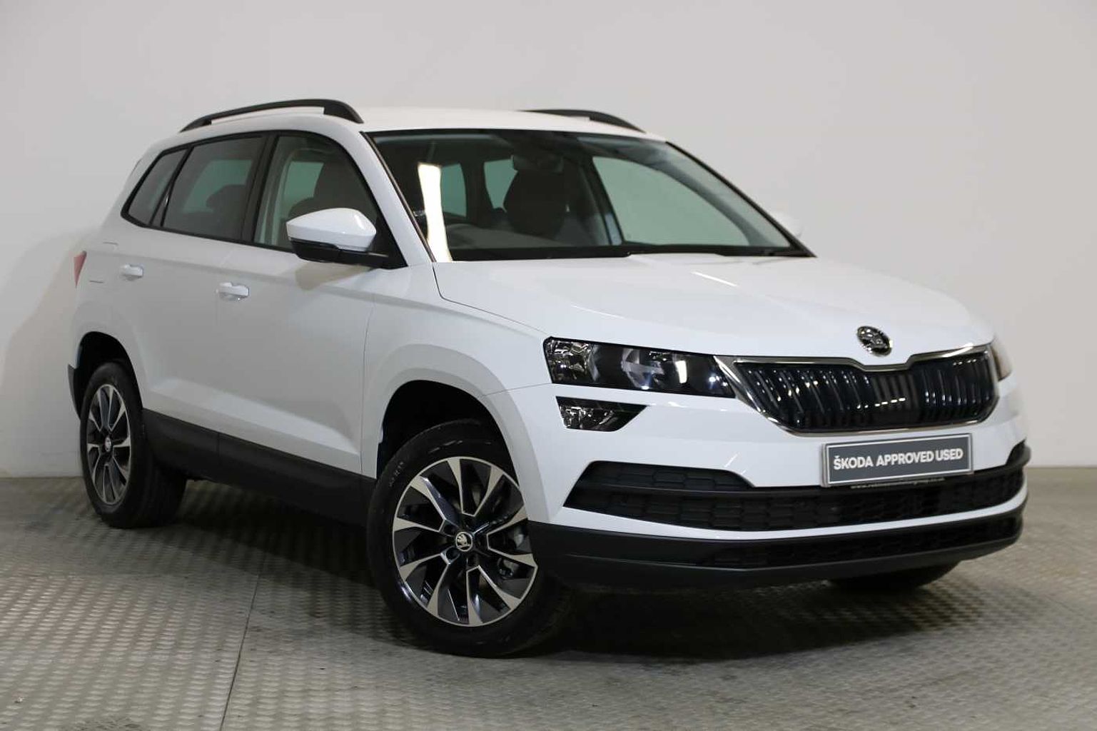 SKODA Karoq Estate SE Drive 1.0 TSI 116 PS 6G Man