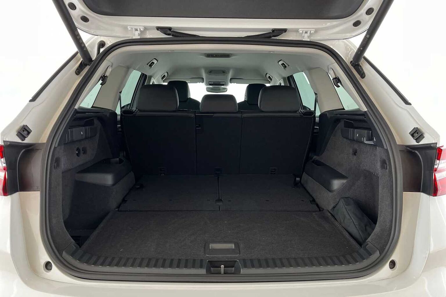 SKODA Kodiaq SE L (7 seats) 1.5 TSI e-TEC 150 PS DSG