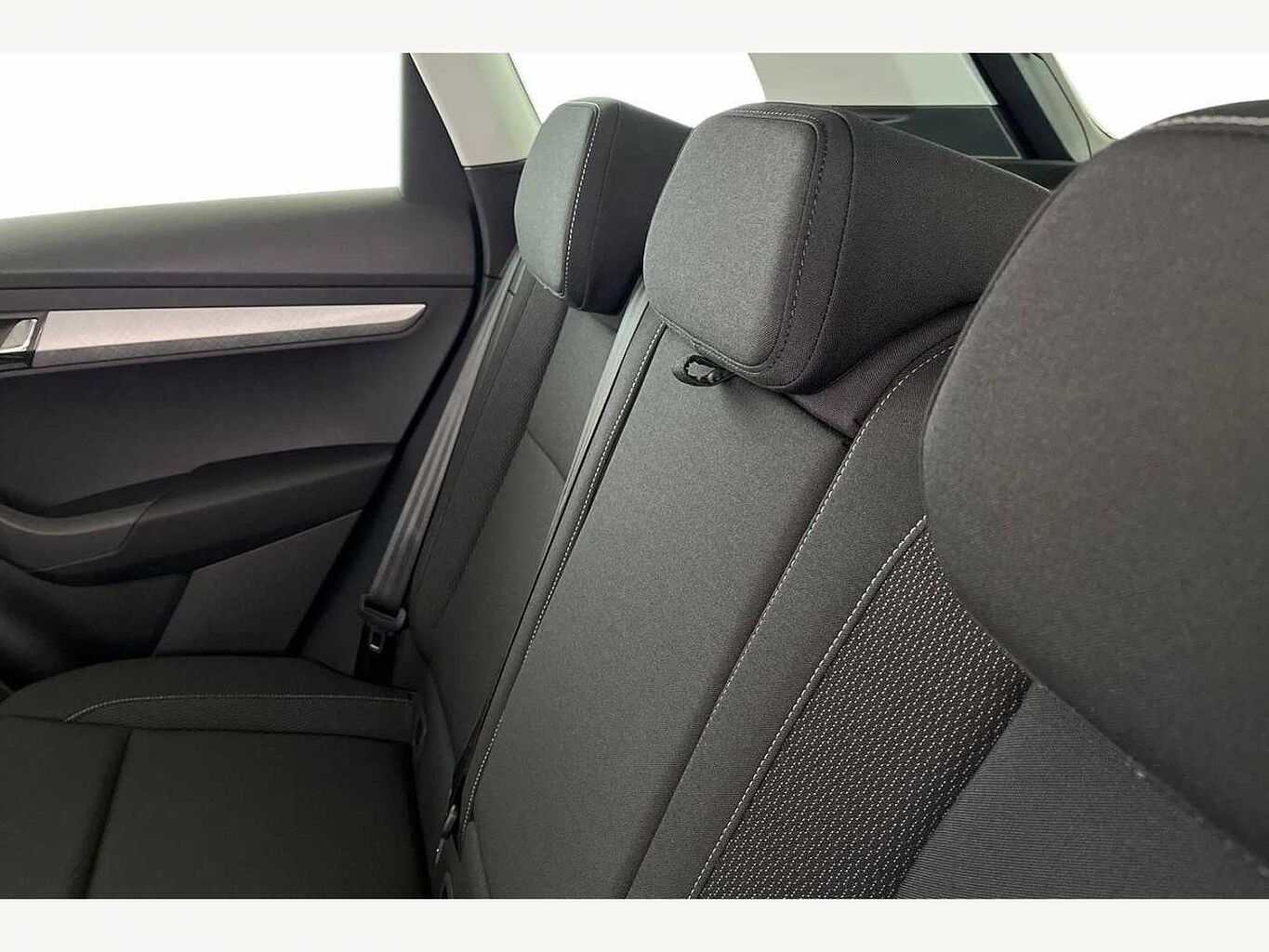 SKODA Karoq SE Drive 1.5 TSI 150 PS DSG