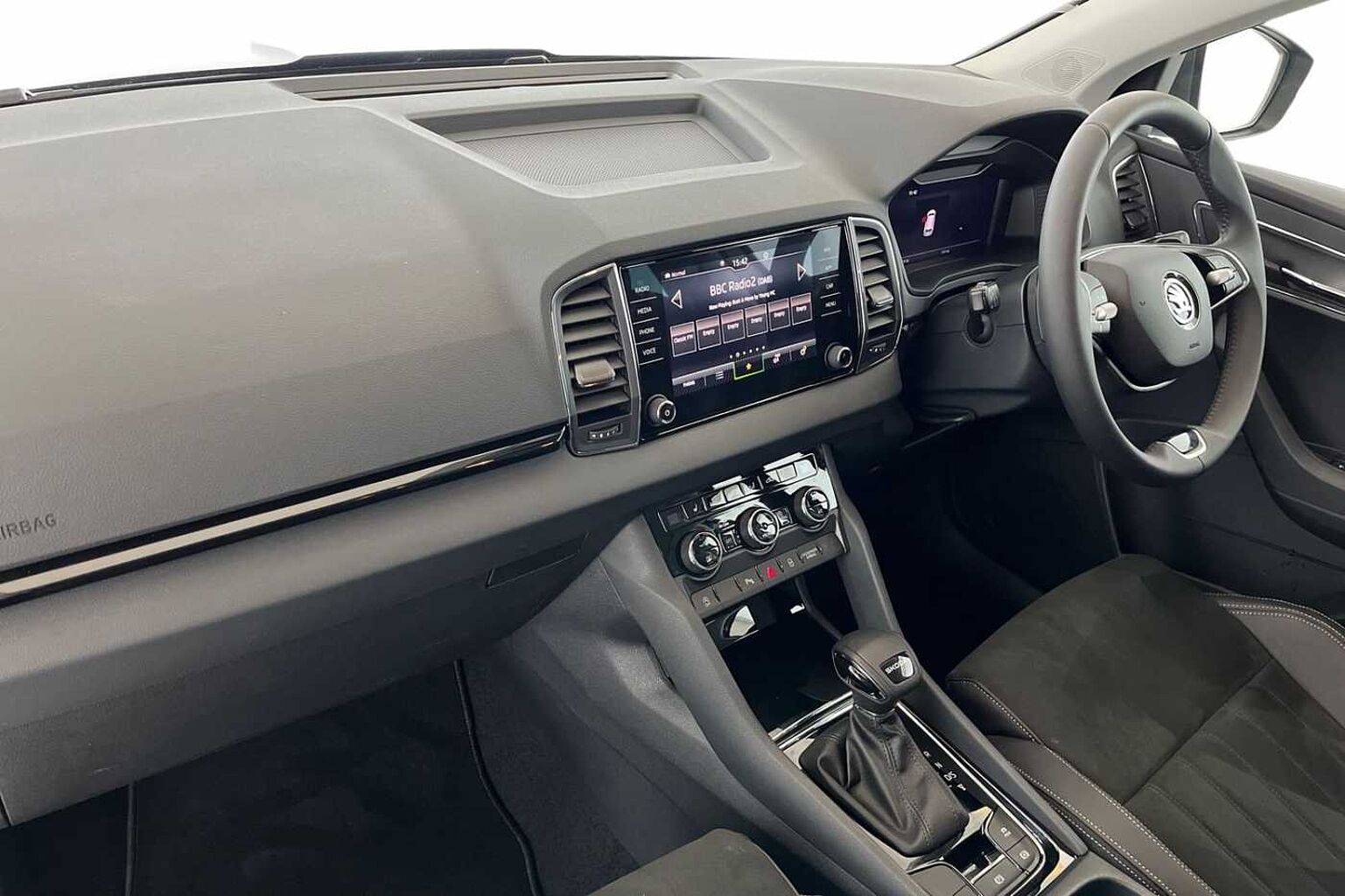 SKODA Karoq SE L 1.5 TSI 150 PS DSG