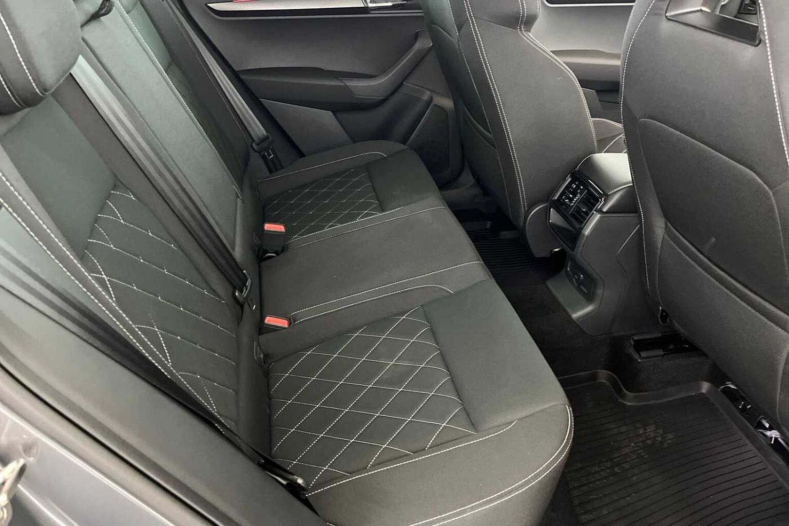 SKODA Karoq SportLine 1.5 TSI 150 PS DSG