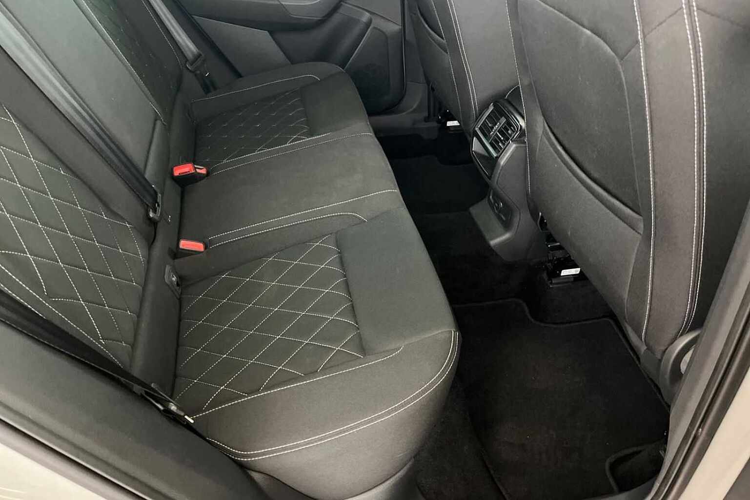 SKODA Karoq SportLine 1.5 TSI 150 PS DSG