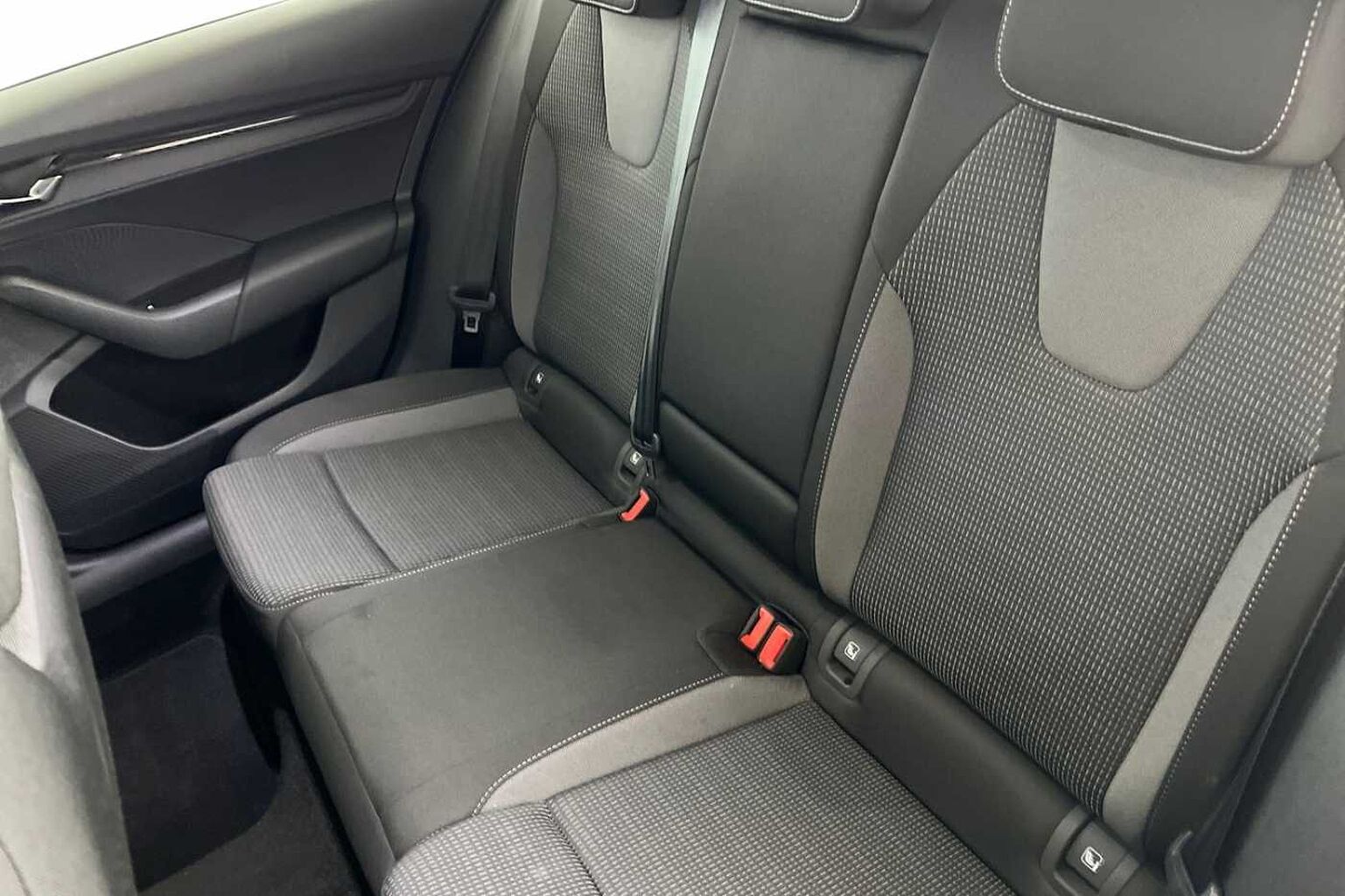 SKODA Octavia Hatch SE Technology 1.0 TSI e-TEC 110 PS DSG