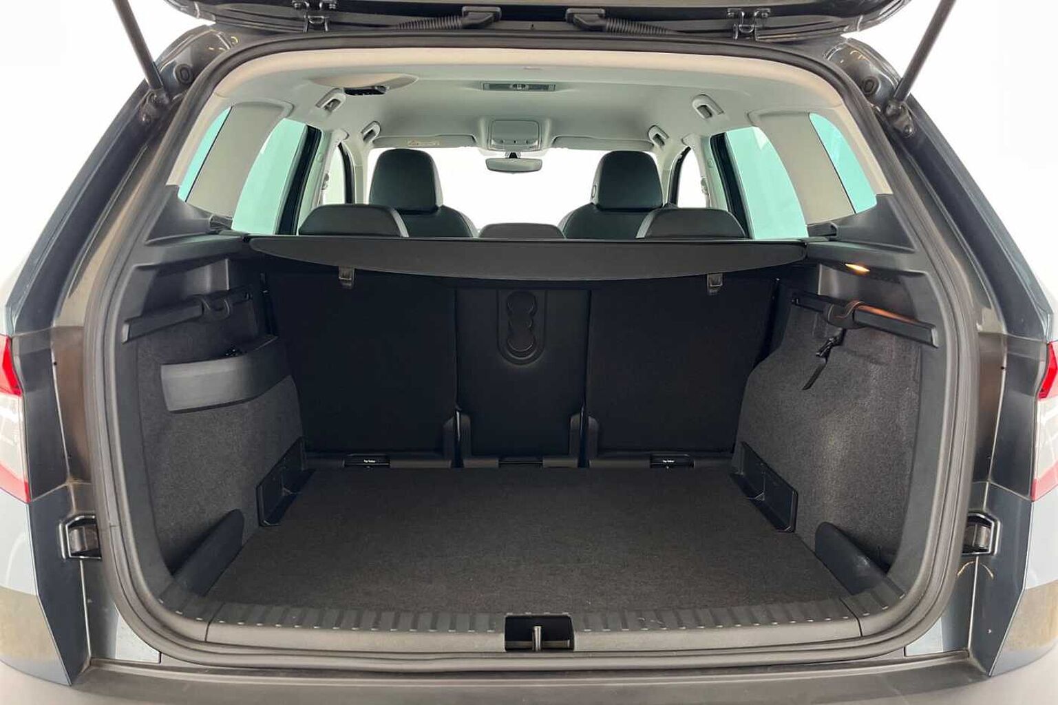 SKODA Karoq SE L 1.5 TSI 150 PS DSG