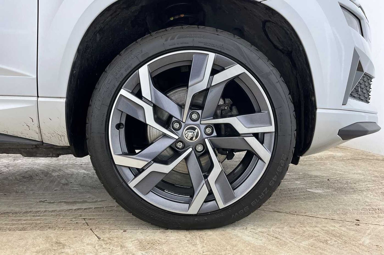 SKODA Karoq SportLine 2.0 TSI 190 PS 4x4 DSG