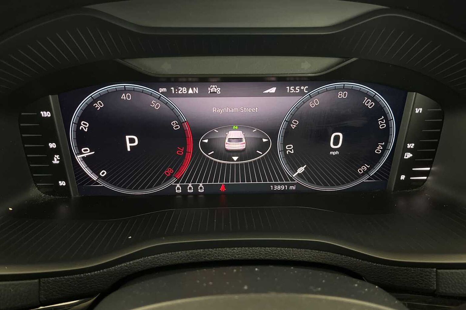 SKODA Karoq SportLine 2.0 TSI 190 PS 4x4 DSG
