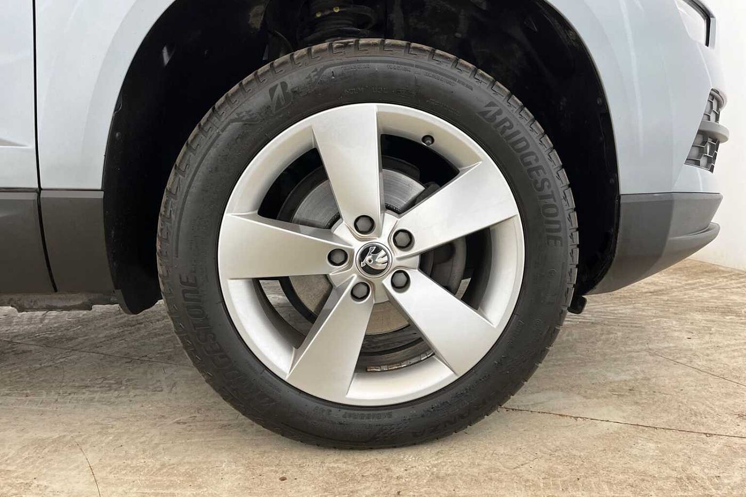 SKODA Karoq SE Technology 1.6 TDI 115 PS DSG