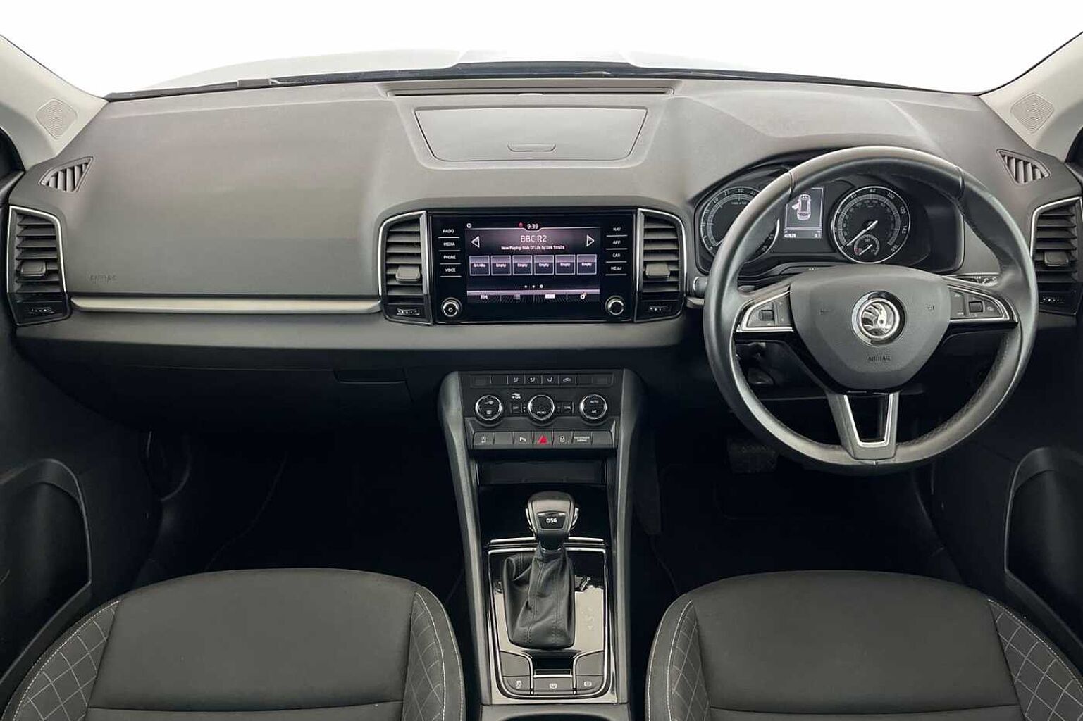 SKODA Karoq SE Technology 1.6 TDI 115 PS DSG