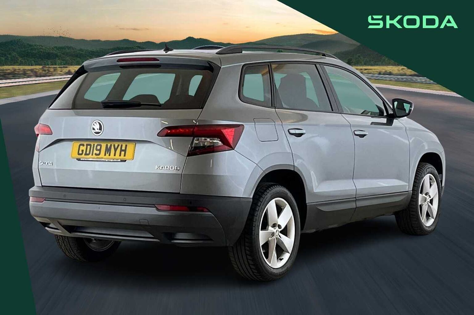 SKODA Karoq SE Technology 1.6 TDI 115 PS DSG