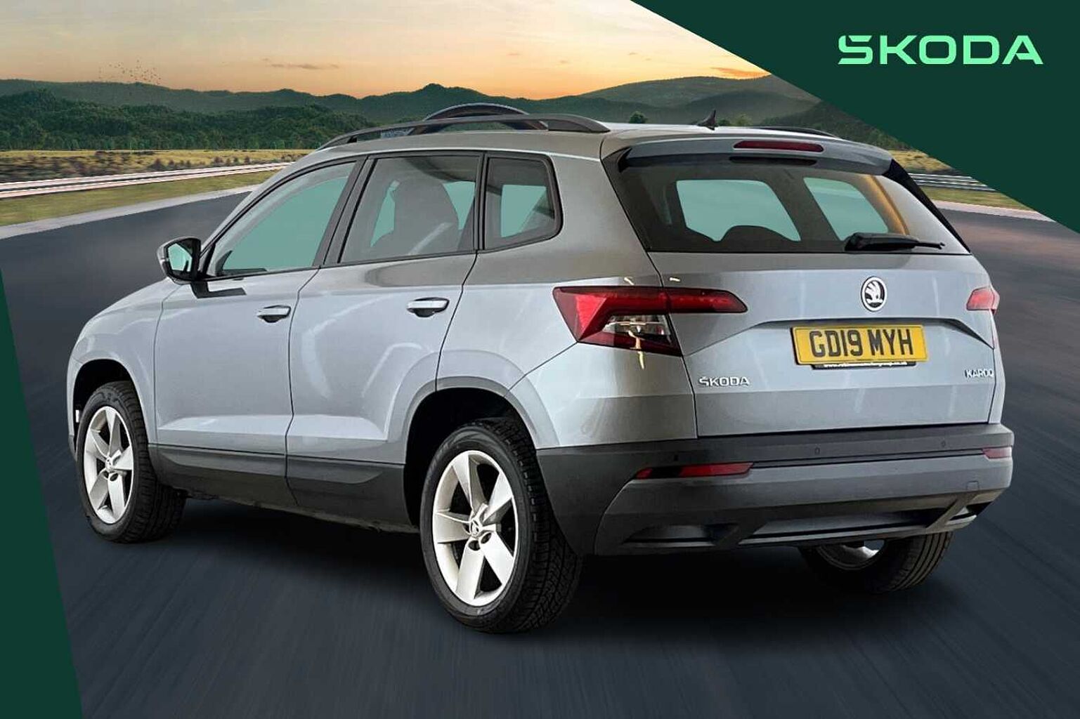 SKODA Karoq SE Technology 1.6 TDI 115 PS DSG