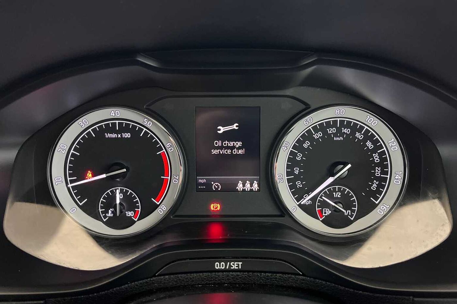 SKODA Karoq SE Drive 1.5 TSI 150 PS 6G Man