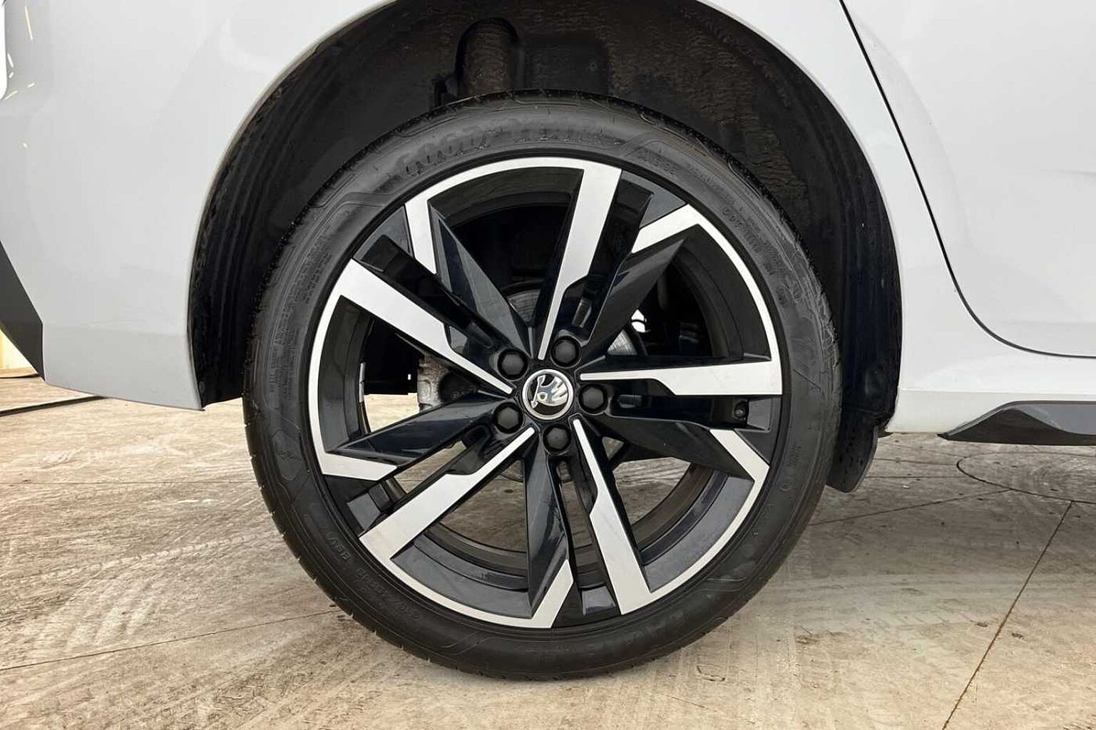 SKODA Kamiq Monte Carlo 1.0 TSI 116 PS DSG