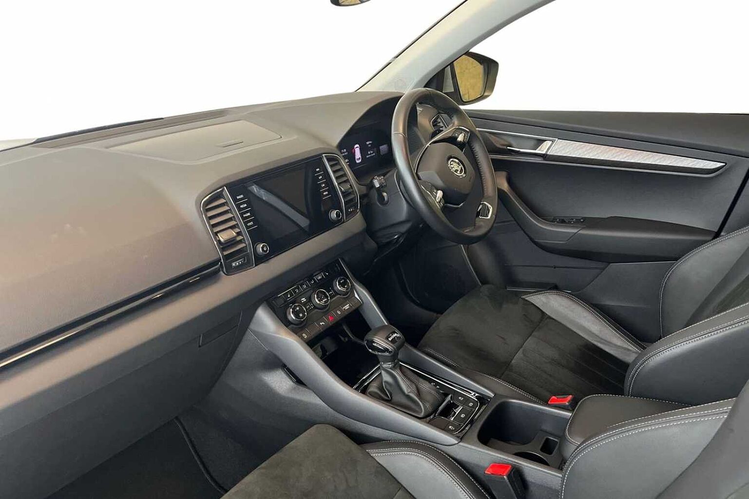 SKODA Karoq SE L 1.5 TSI 150 PS DSG