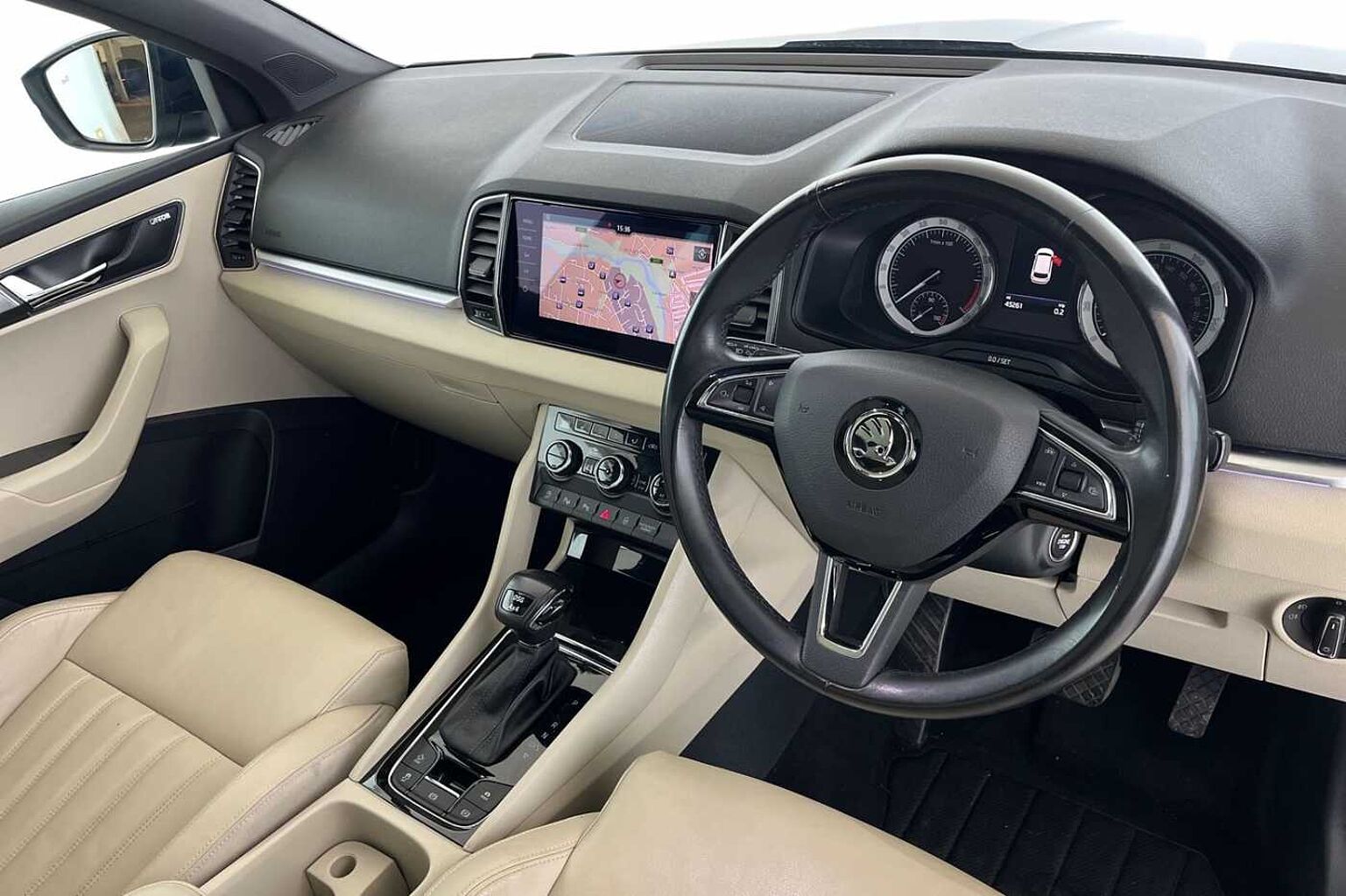 SKODA Karoq Edition 2.0 TDI SCR 150 PS 4x4 DSG