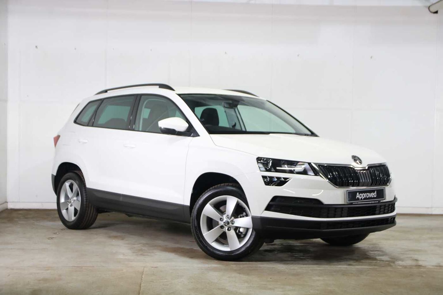 Find A Used White ŠKODA Karoq SUV 1.0 TSI (115ps) SE in Norwich : ŠKODA UK