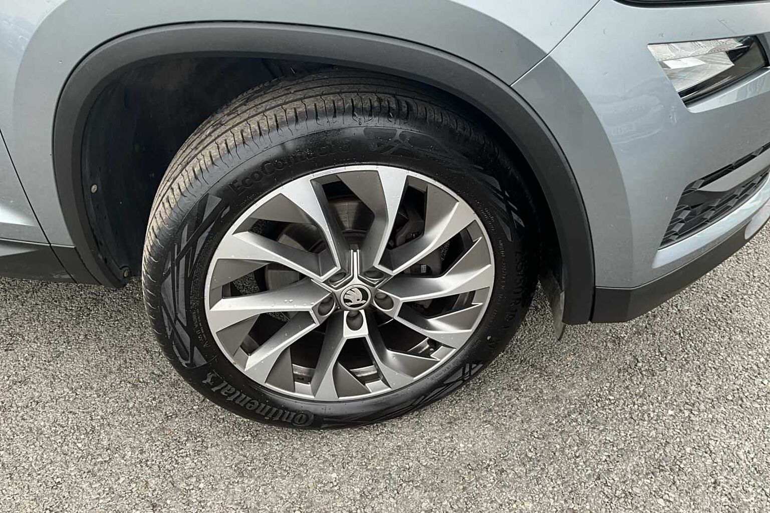SKODA KODIAQ 1.5 TSI SE Drive 5dr DSG [7 Seat]