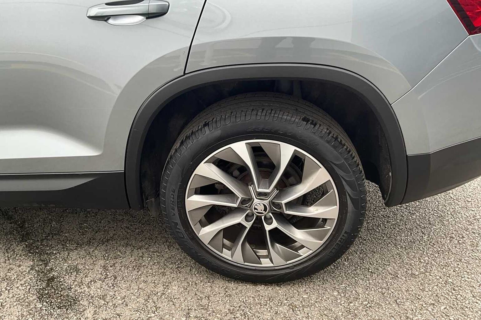 SKODA KODIAQ 1.5 TSI SE Drive 5dr DSG [7 Seat]