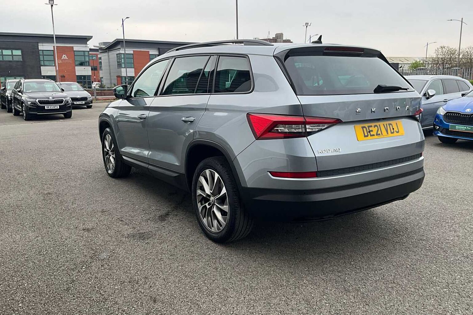 SKODA KODIAQ 1.5 TSI SE Drive 5dr DSG [7 Seat]