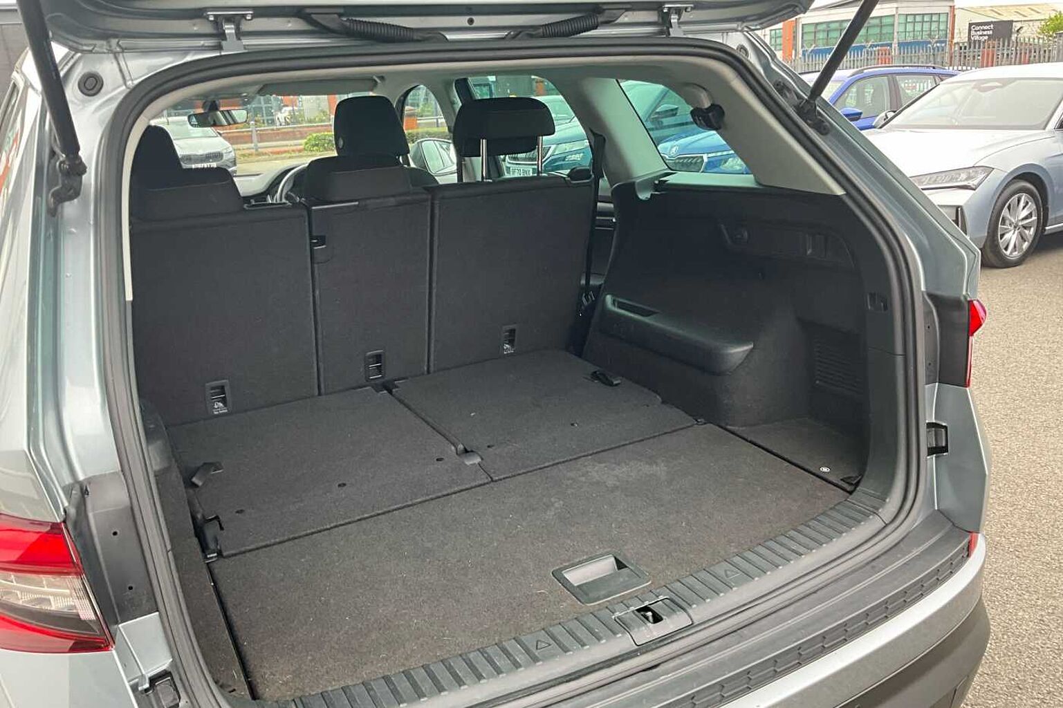 SKODA KODIAQ 1.5 TSI SE Drive 5dr DSG [7 Seat]