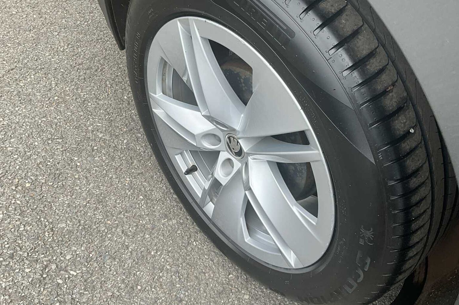 SKODA ENYAQ 132kW 60 Suite Nav 62kWh 5dr Auto