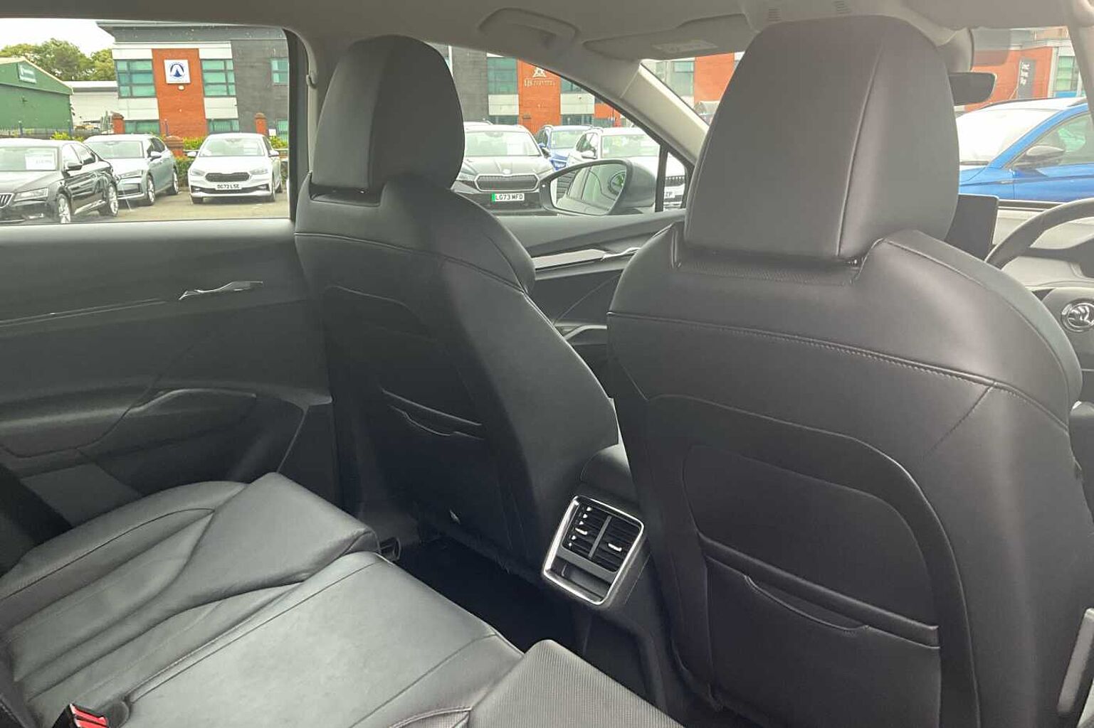SKODA ENYAQ 132kW 60 Suite Nav 62kWh 5dr Auto