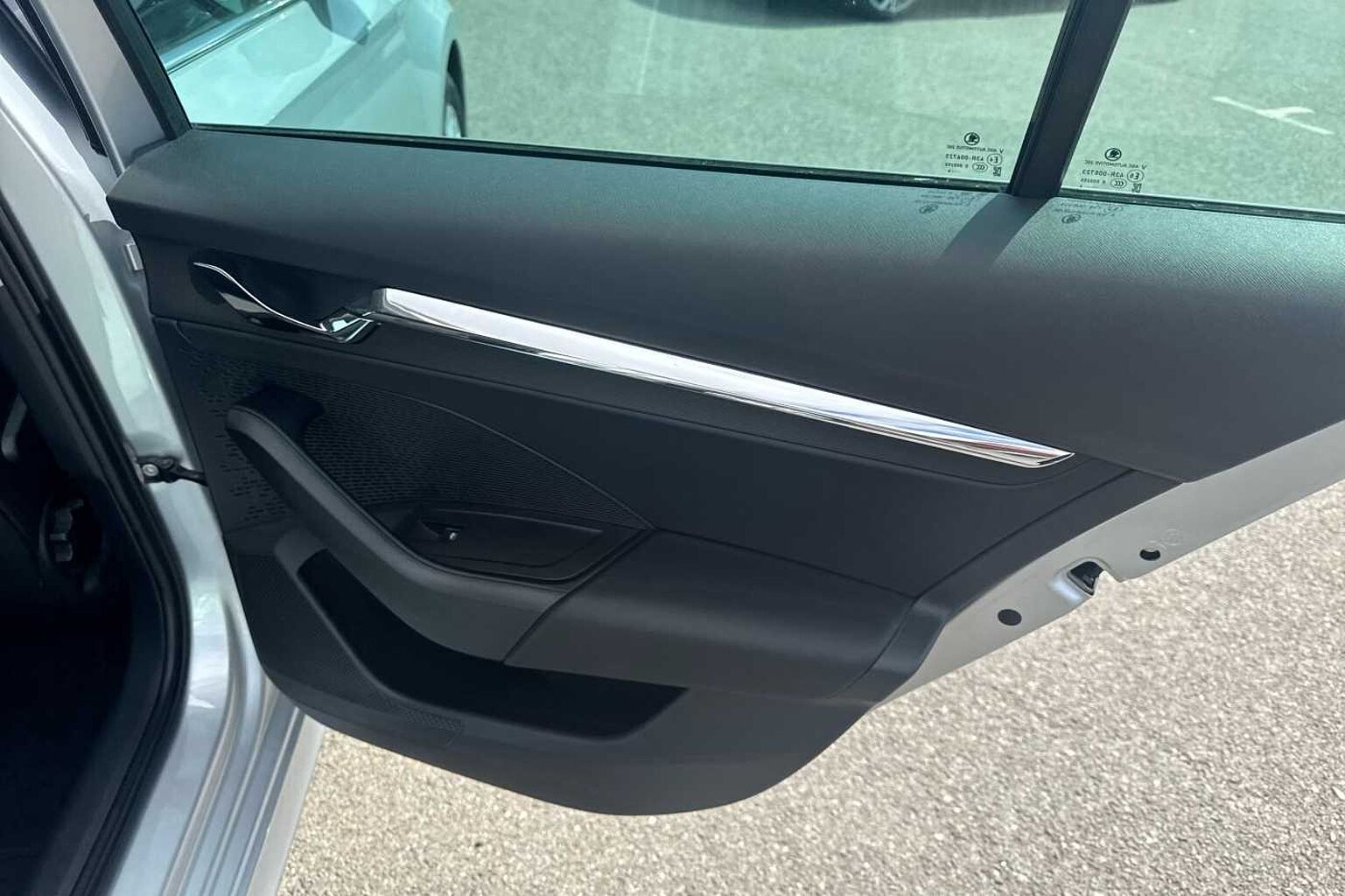 SKODA OCTAVIA 1.4 TSI iV SE L DSG 5dr