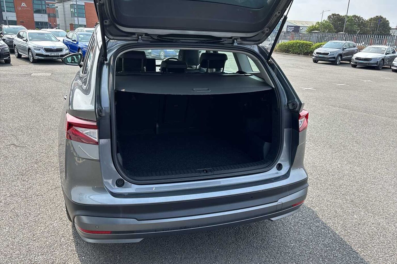 SKODA ENYAQ 150kW 80 ecoSuite 82kWh 5dr Auto [125kW]