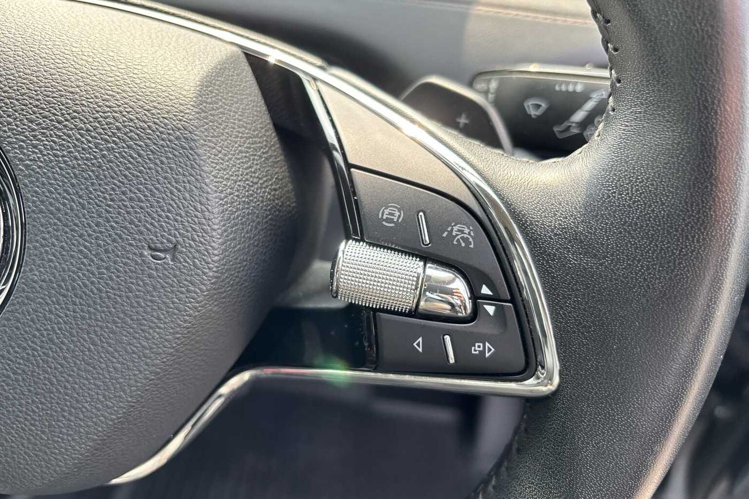 SKODA ENYAQ 150kW 80 ecoSuite 82kWh 5dr Auto [125kW]