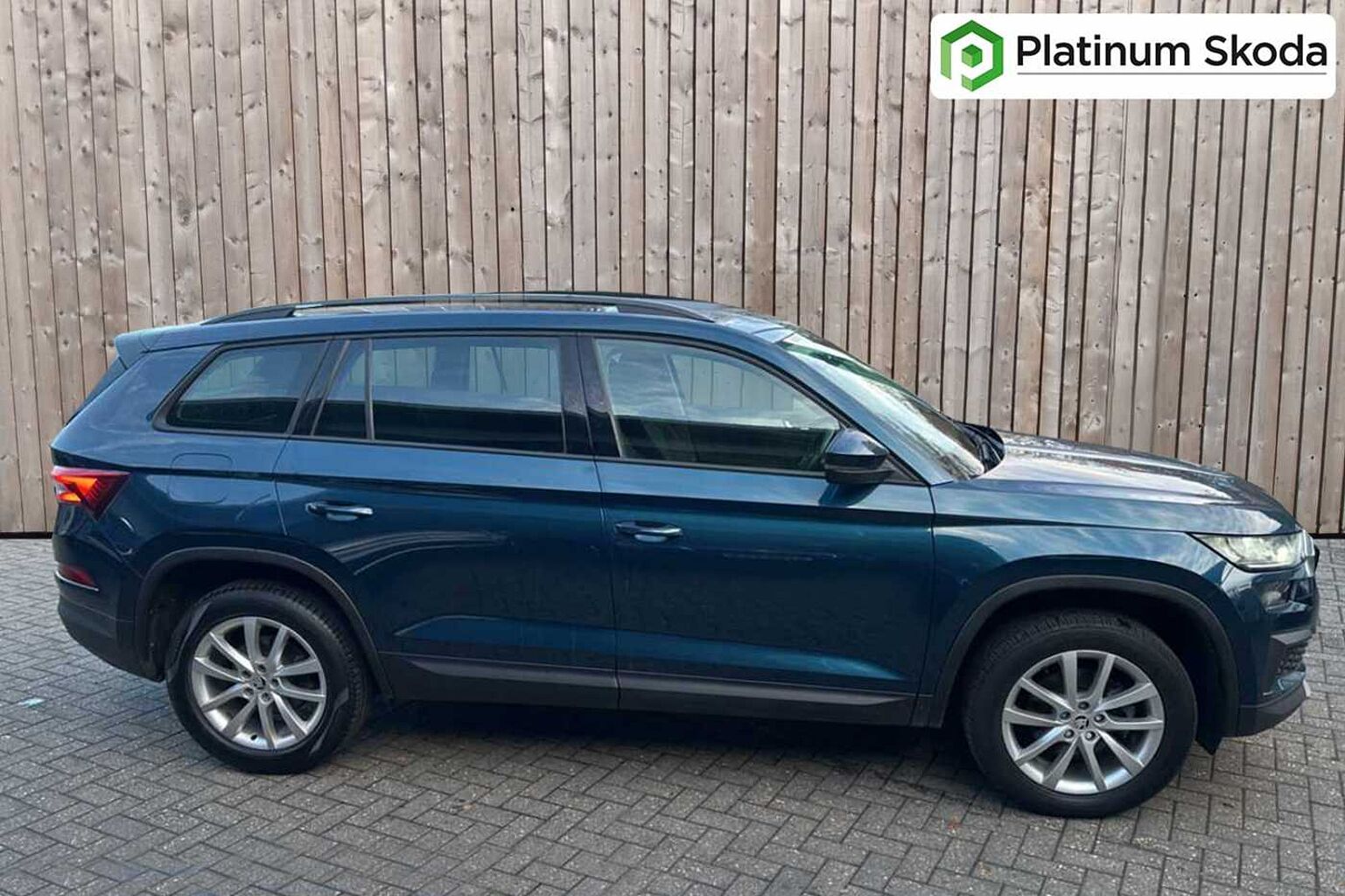 SKODA Kodiaq 1.5 TSI (150ps) SE (5 seats) ACT SUV