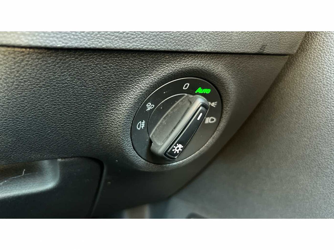 SKODA Karoq SUV 2.0 TSI (190ps) 4X4 SportLine DSG
