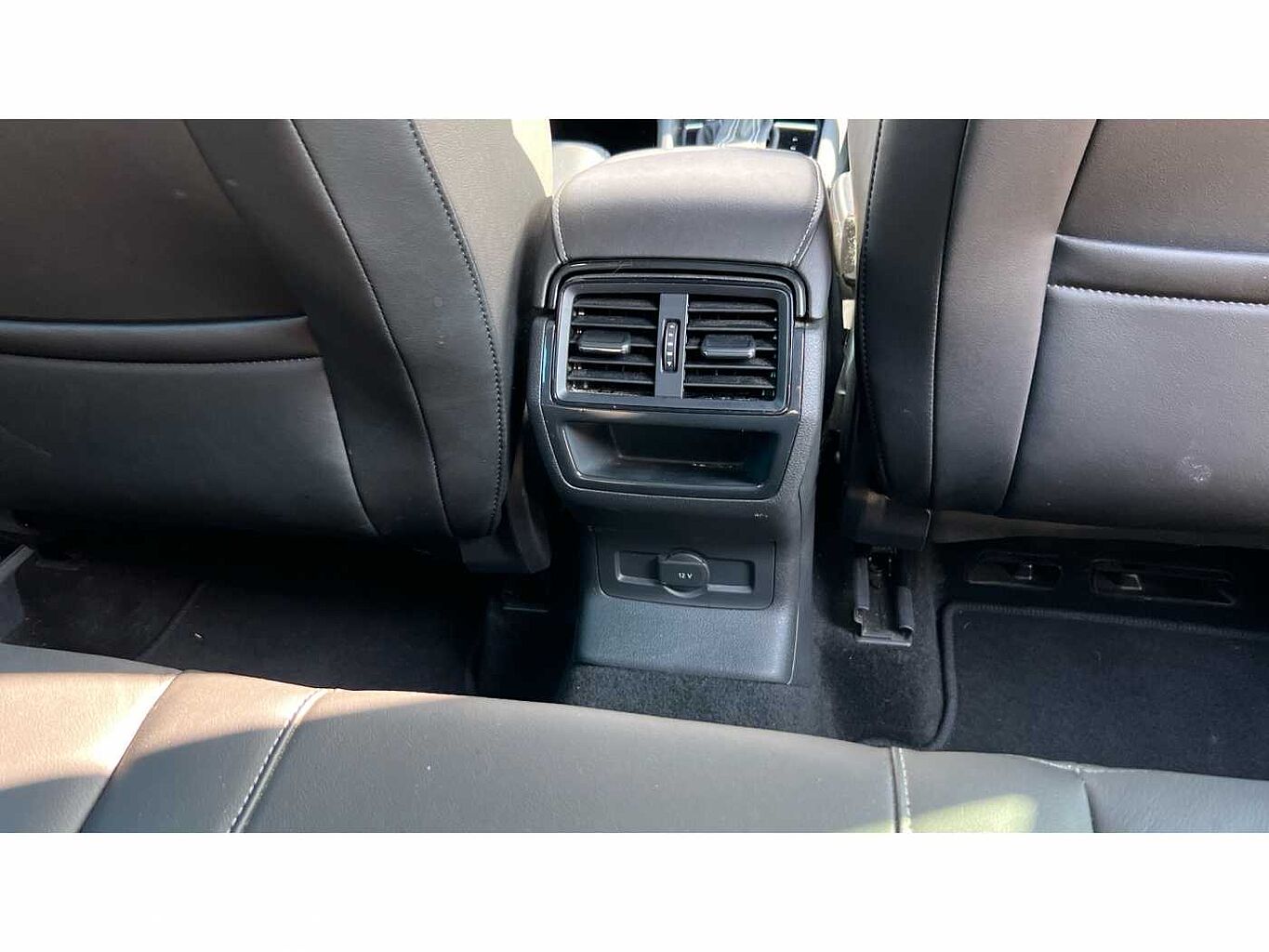 SKODA Karoq SUV 2.0 TSI (190ps) 4X4 SportLine DSG
