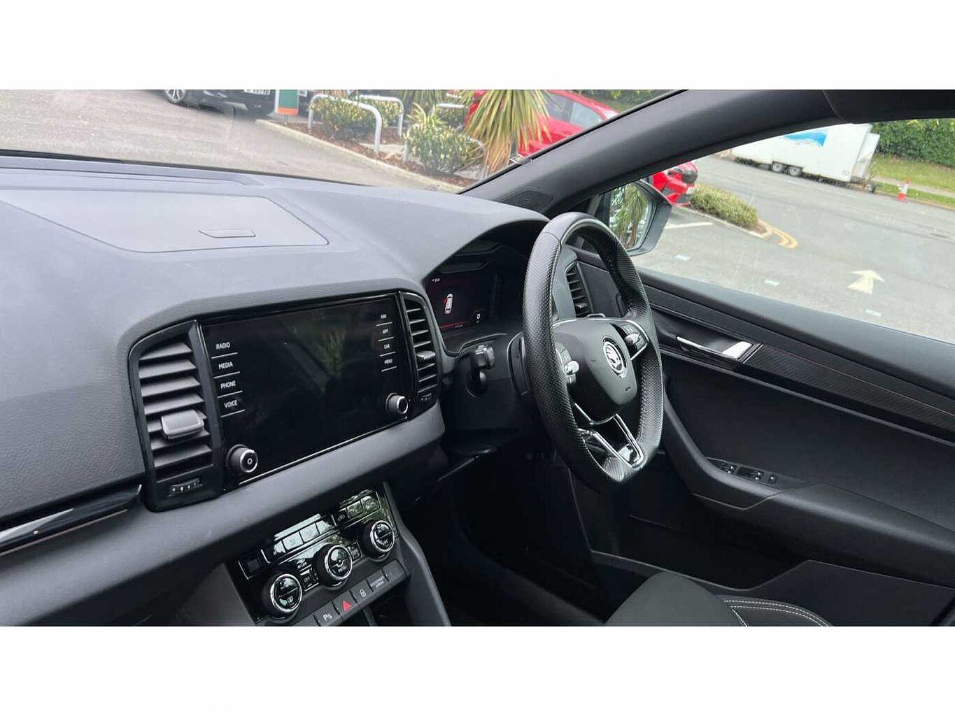 SKODA Karoq SUV 1.5 TSI (150ps) SportLine ACT