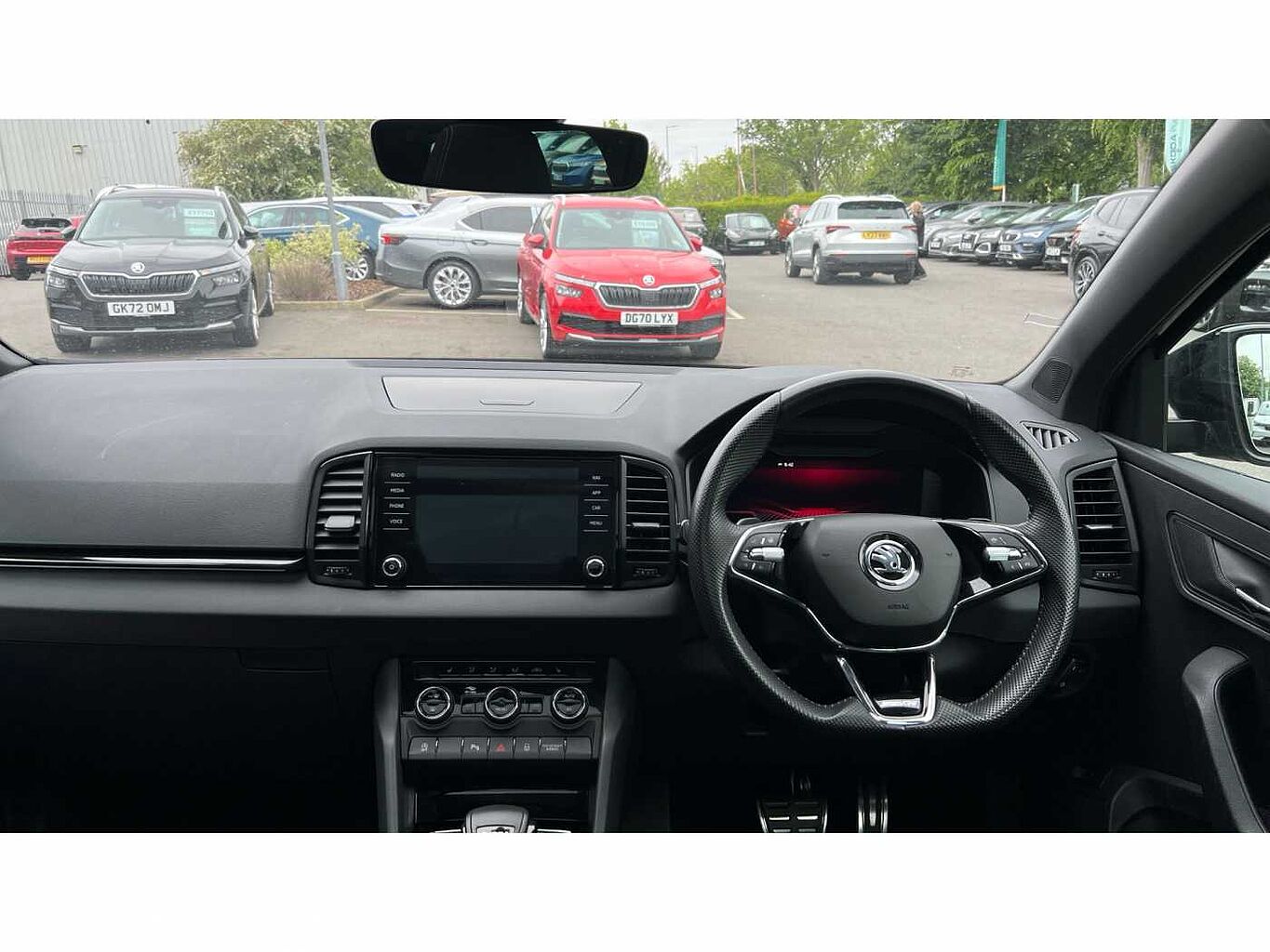 SKODA Karoq SUV 1.5 TSI (150ps) SportLine ACT