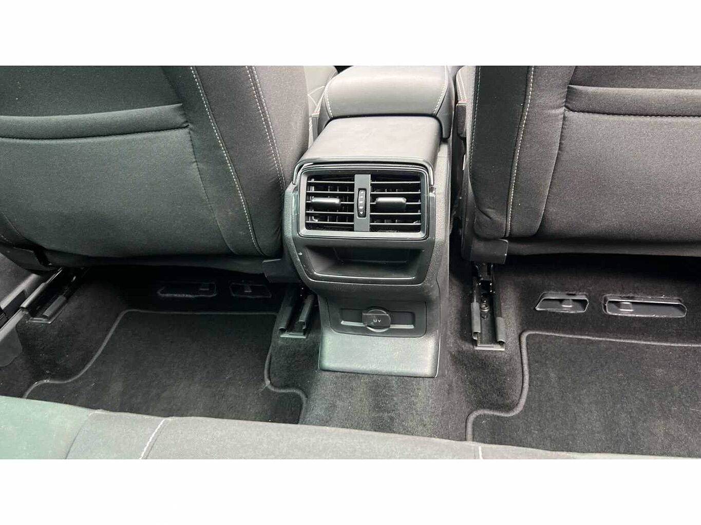 SKODA Karoq SUV 1.5 TSI (150ps) SportLine ACT
