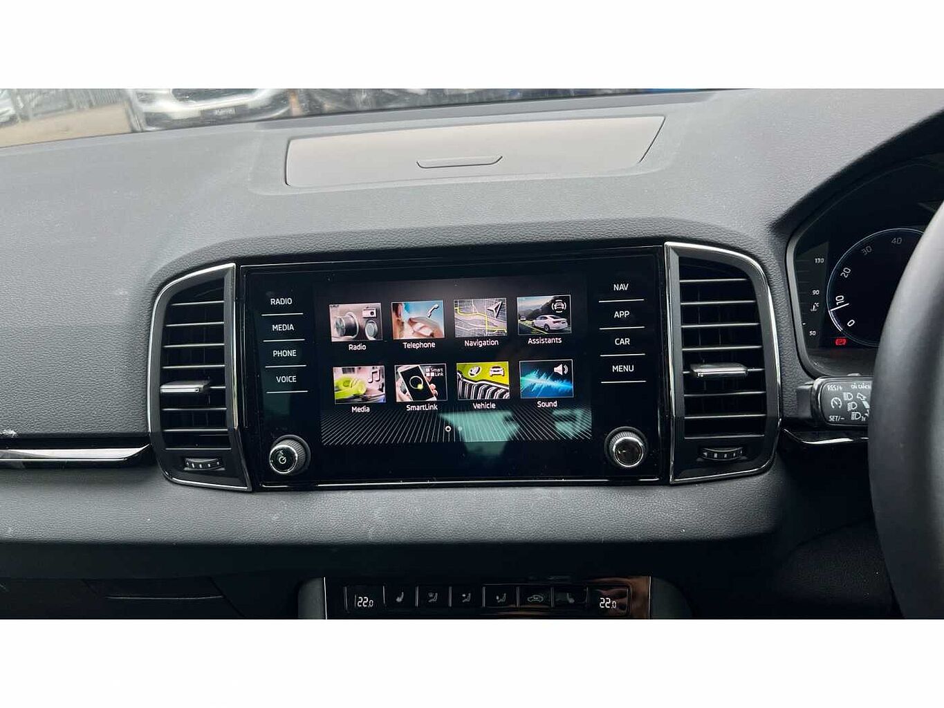 SKODA KAROQ 1.5 TSI SE L 5dr