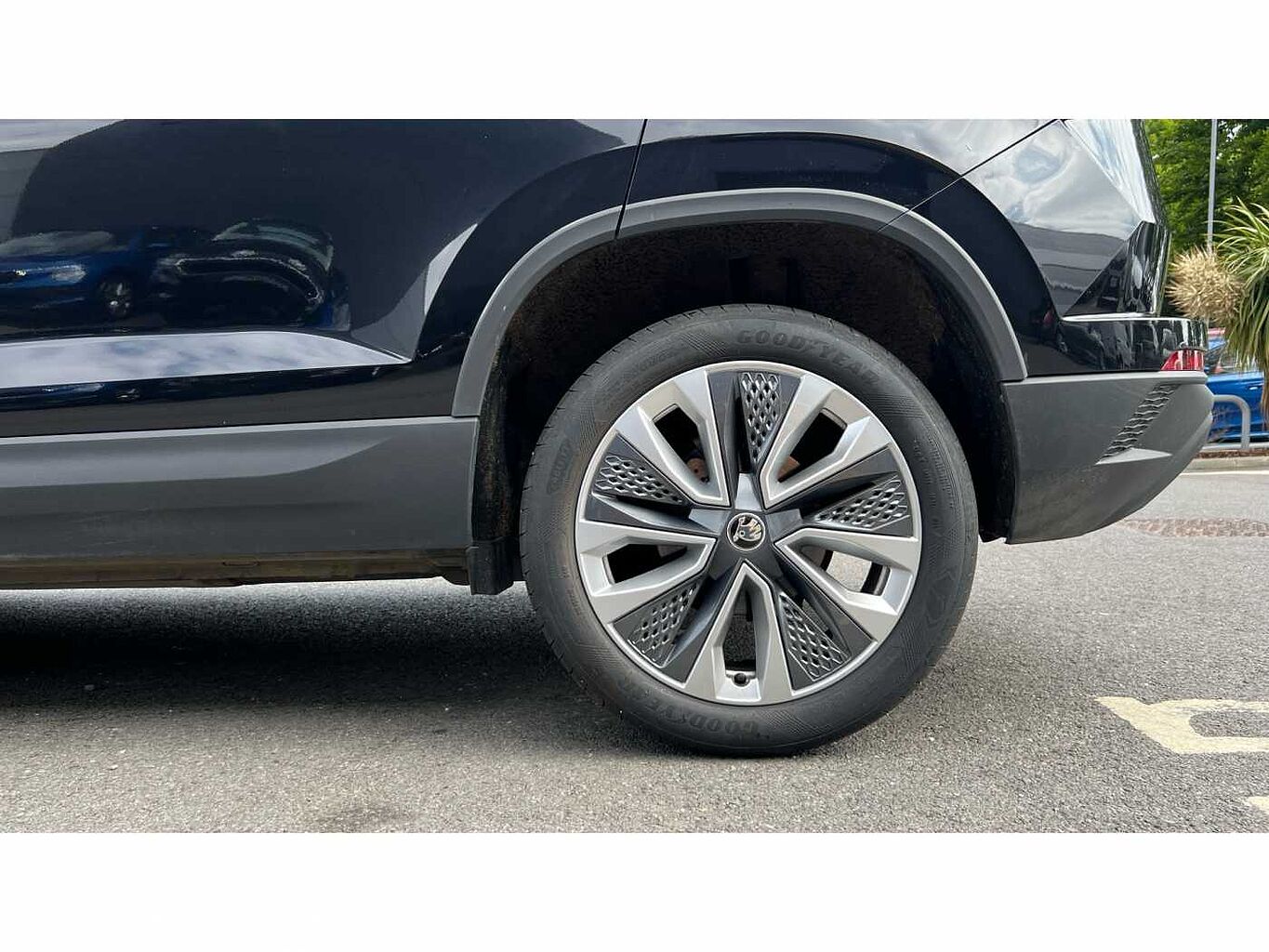 SKODA KAROQ 1.5 TSI SE L 5dr