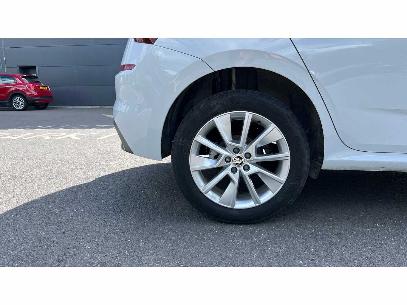 SKODA Kamiq 1.0 TSI (95ps) SE SUV