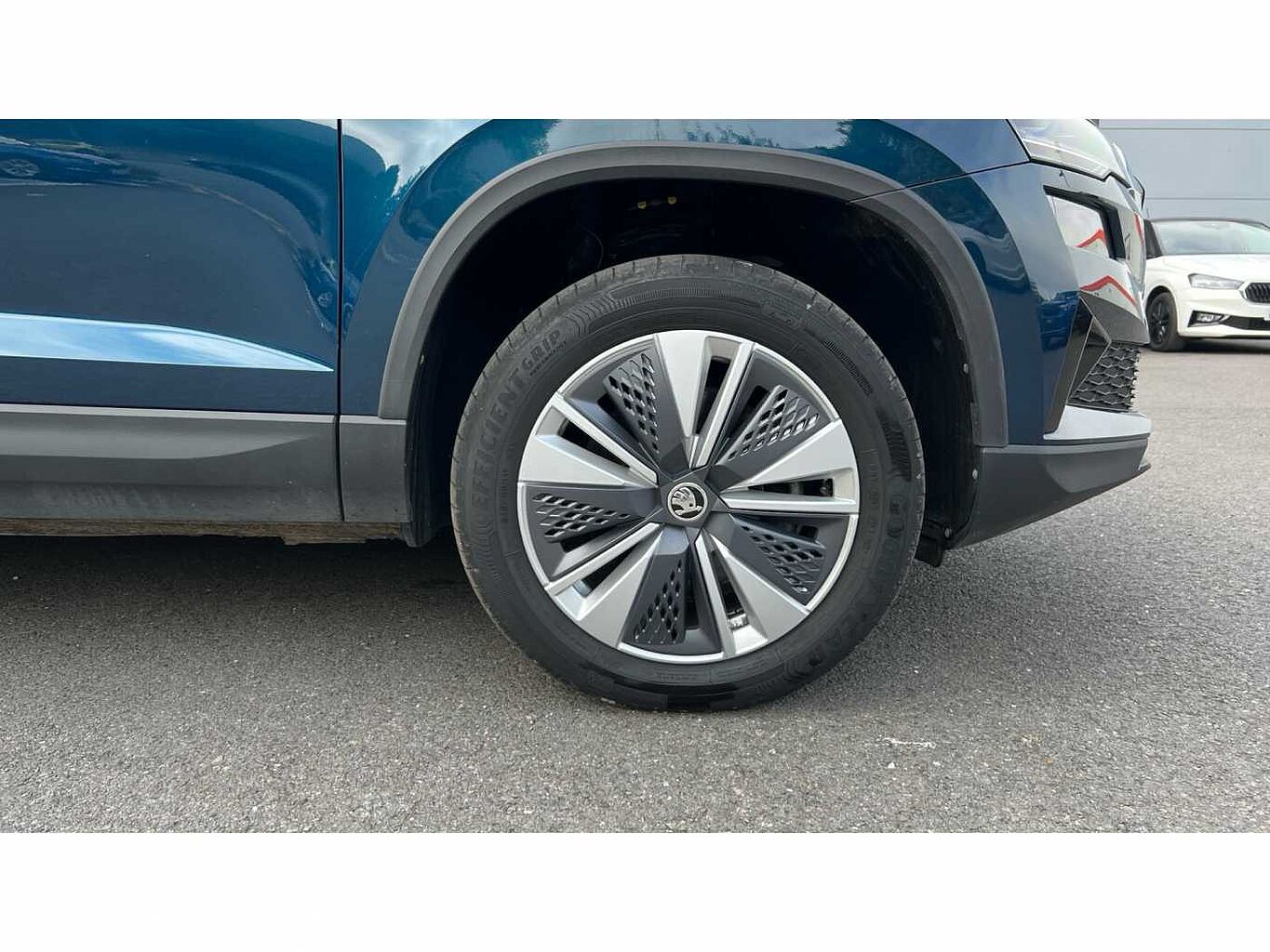 SKODA KAROQ 2.0 TDI SE Drive 5dr