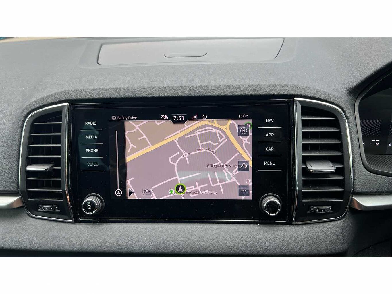 SKODA KAROQ 2.0 TDI SE Drive 5dr