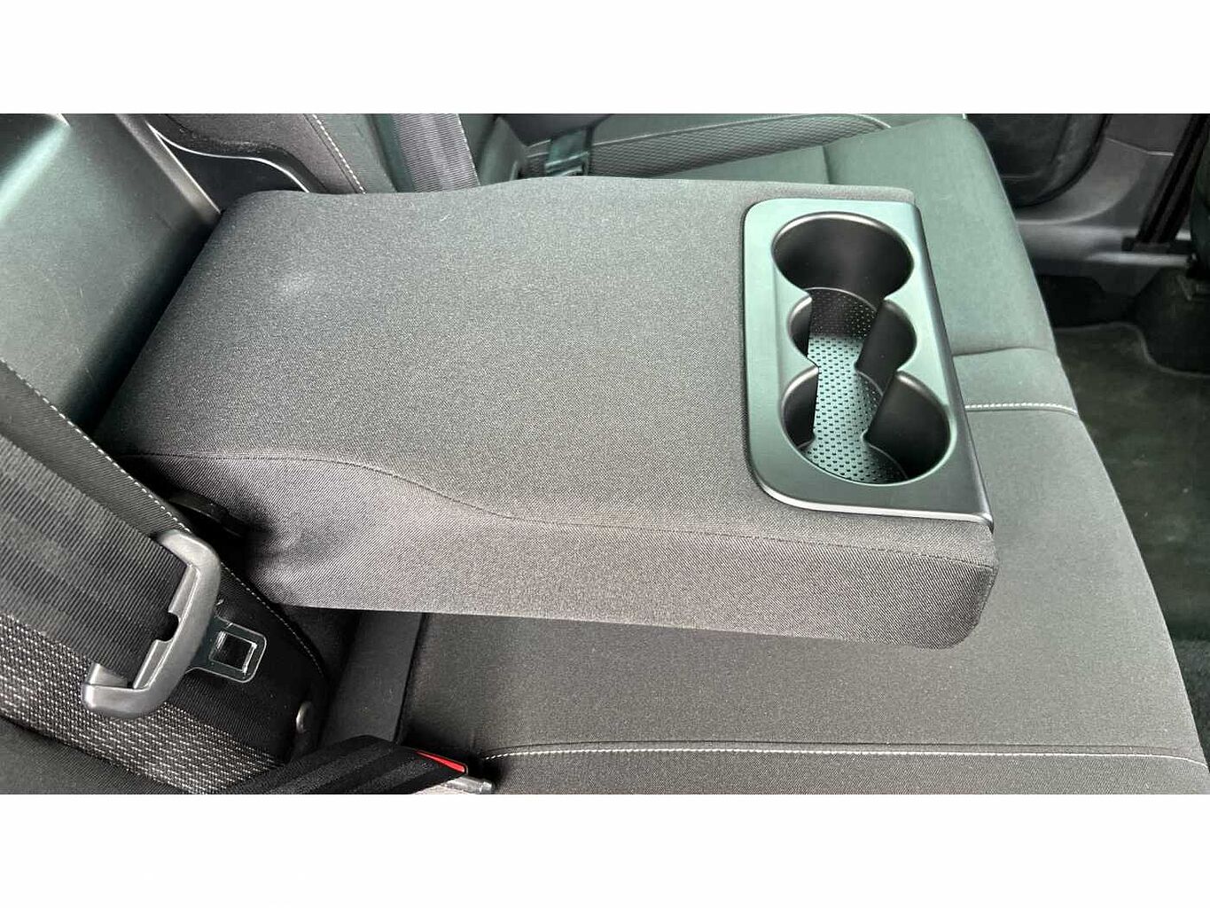 SKODA KAROQ 2.0 TDI SE Drive 5dr