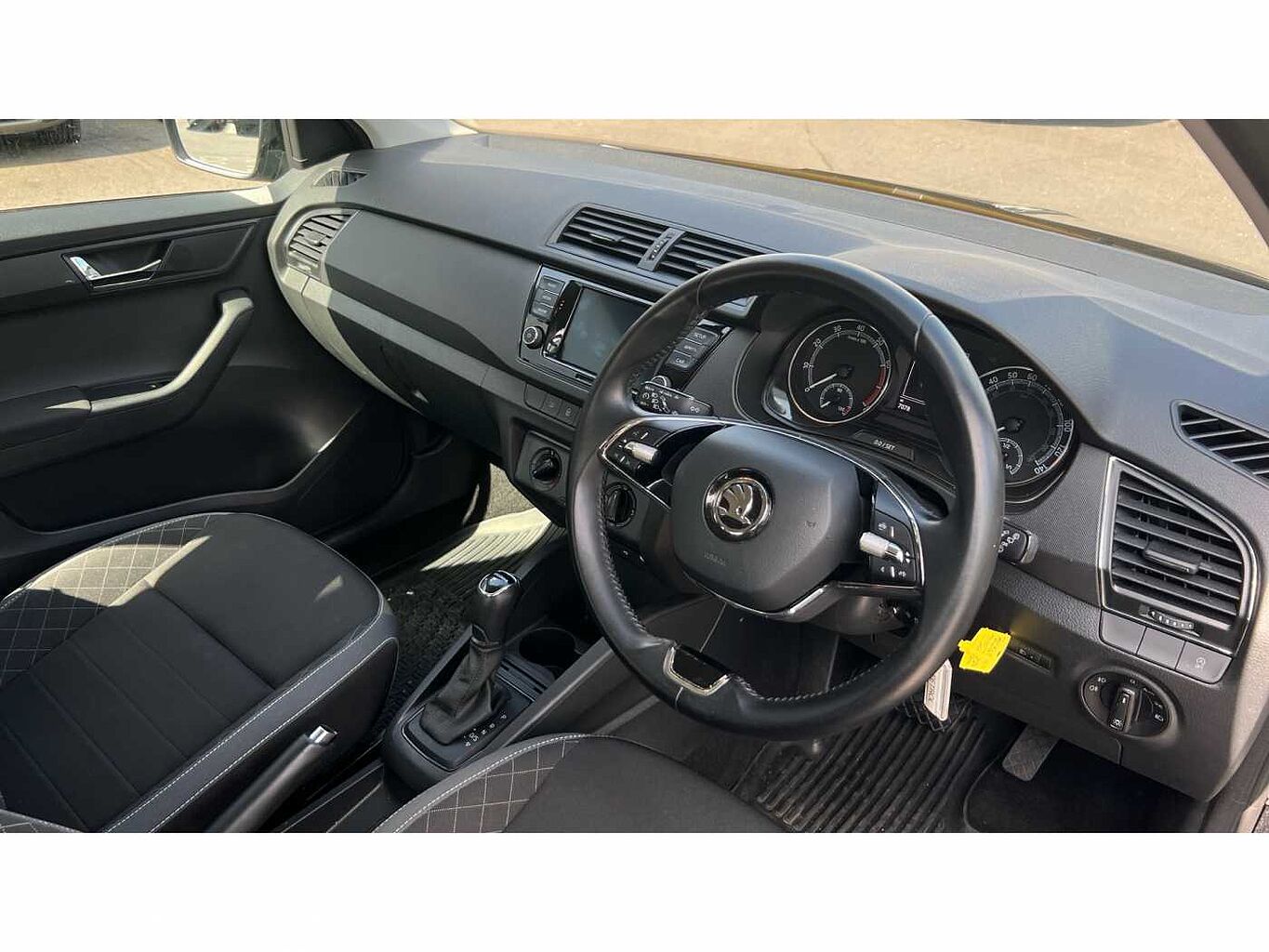 SKODA Fabia 1.0 TSI Colour Edition (95PS) DSG 5-Dr Hatch