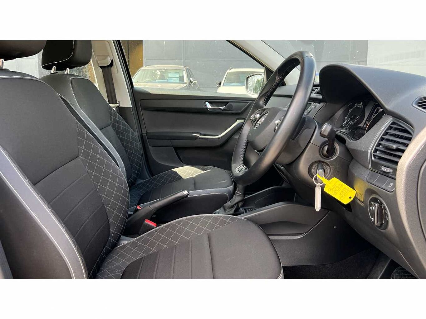 SKODA Fabia 1.0 TSI Colour Edition (95PS) DSG 5-Dr Hatch