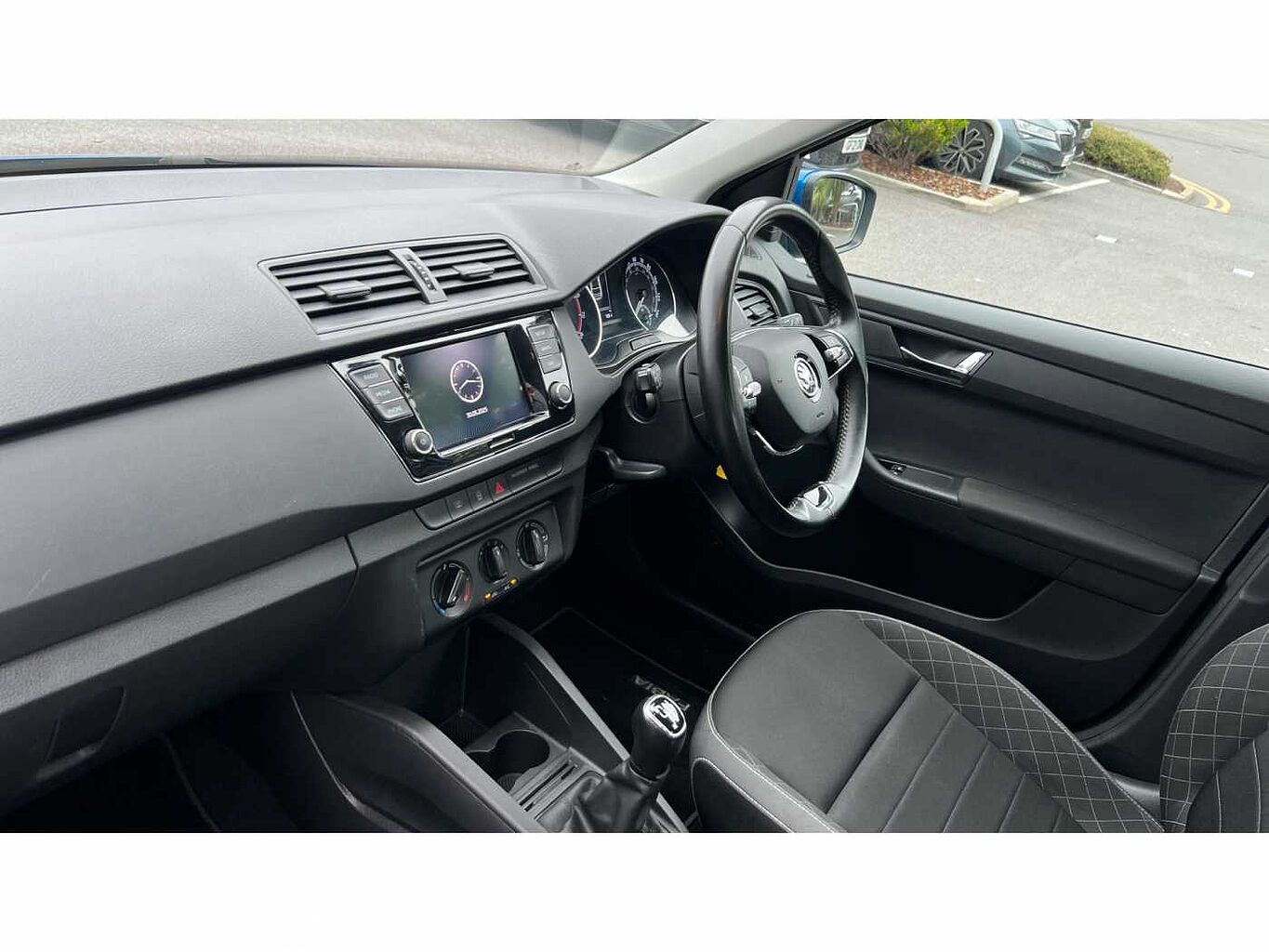SKODA Fabia 1.0 TSI (95ps) S 5-Dr Hatchback
