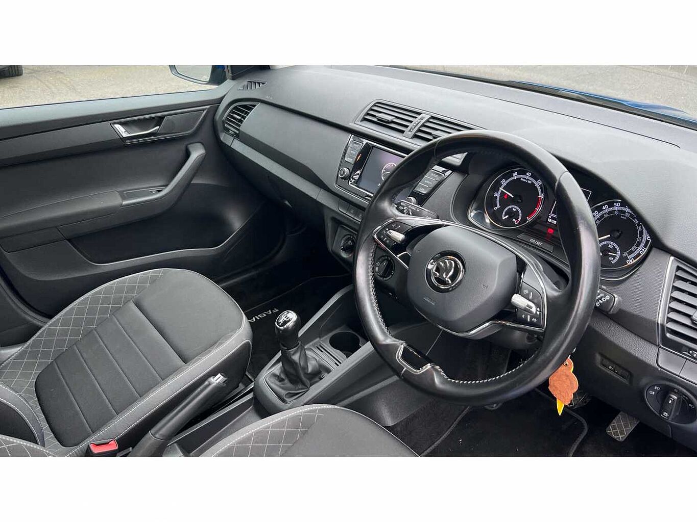 SKODA Fabia 1.0 TSI (95ps) S 5-Dr Hatchback