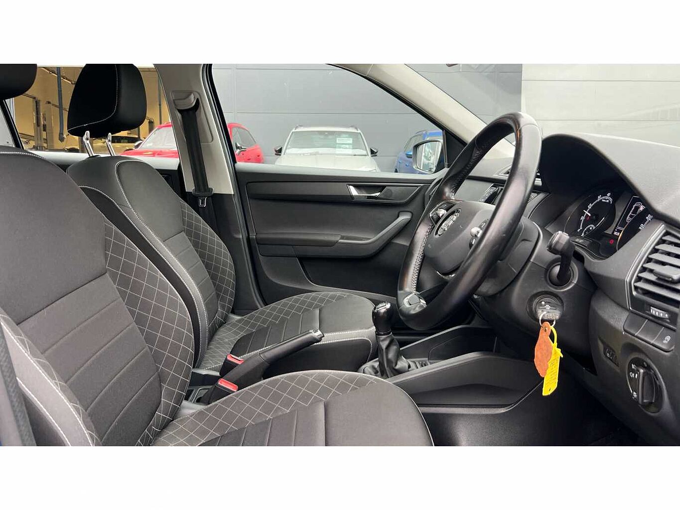 SKODA Fabia 1.0 TSI (95ps) S 5-Dr Hatchback