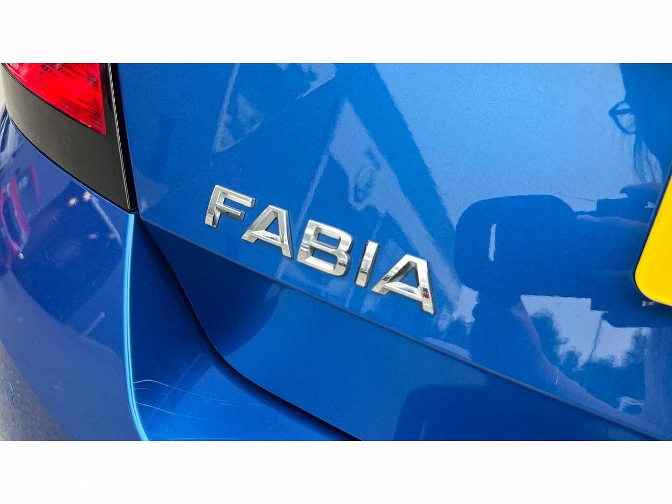 SKODA Fabia 1.0 TSI (95ps) S 5-Dr Hatchback