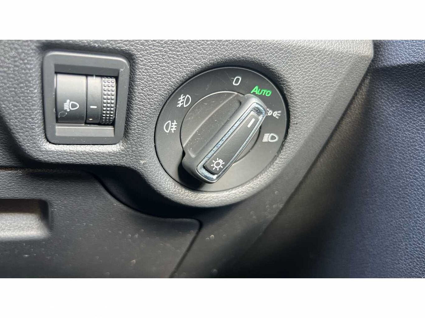 SKODA Scala 5-Dr 1.0 TSI (95ps) SE
