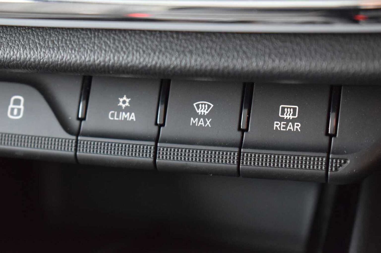 SKODA Enyaq iV E (299ps) 80 vRS 82 Kwh
