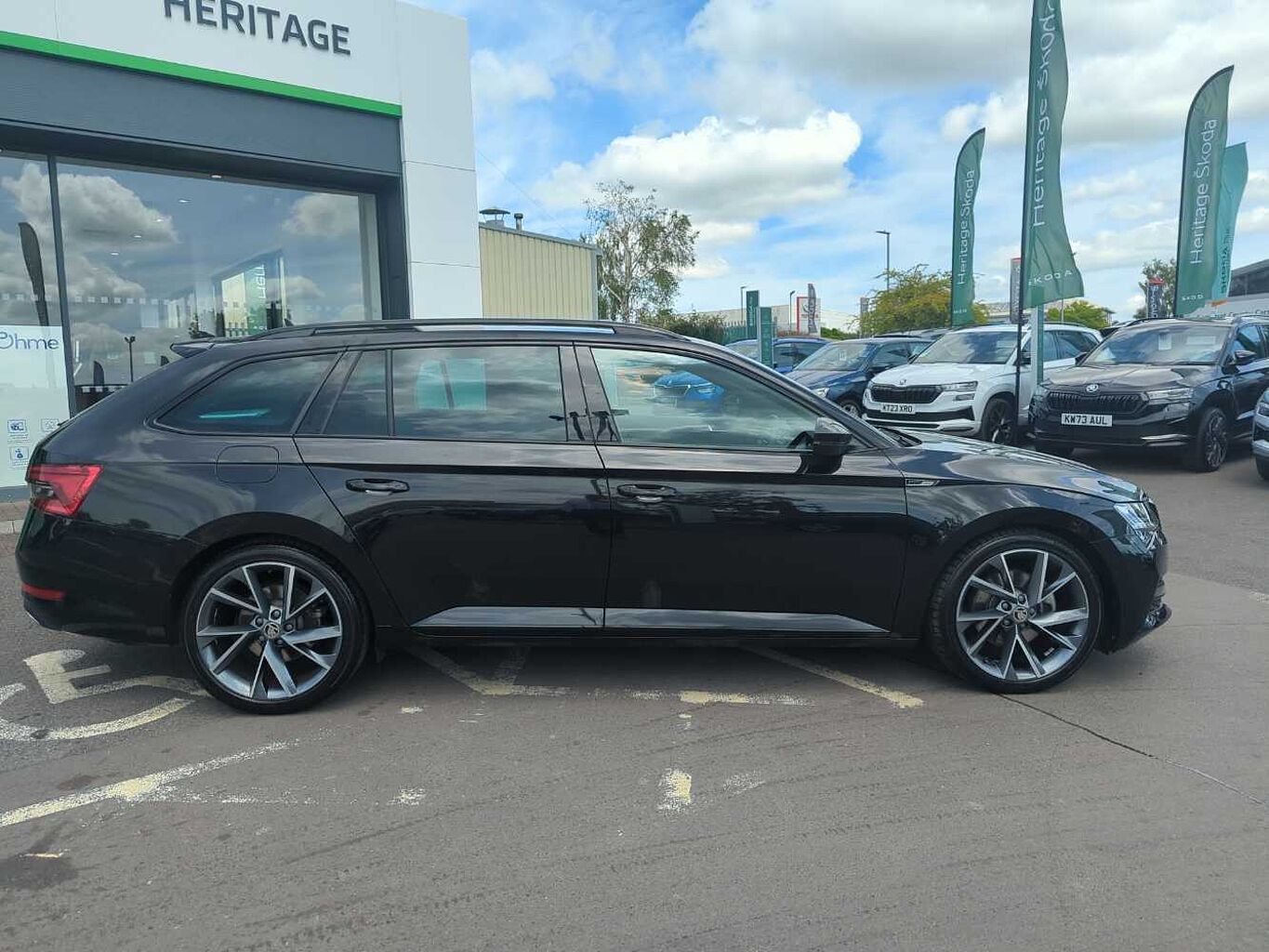 SKODA Superb 2.0 TSI (190ps) SportLine Plus DSG Estate